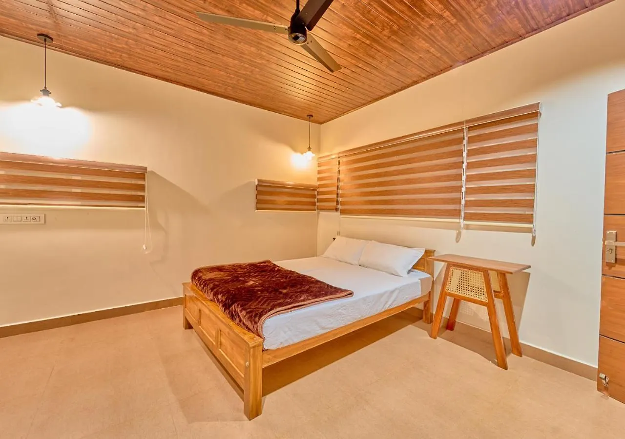 Pine Malhar Pool Stay By Voye Homes Attappādi 0*,  インド